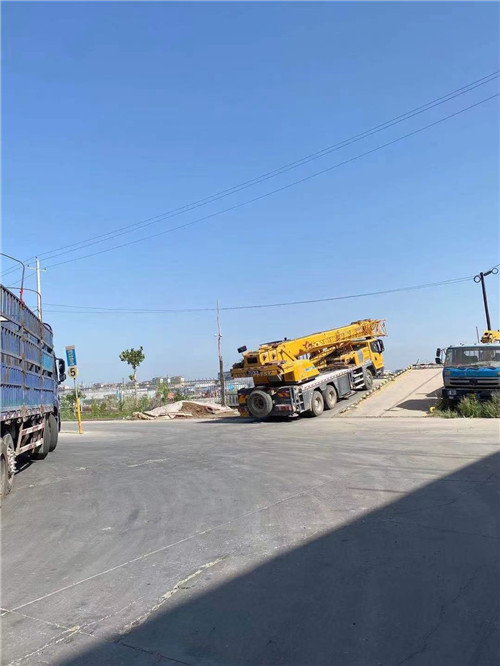 定远县25吨吊车的租赁价格大概是多少？