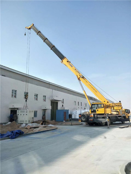 定远县“超载就喊停”—— 吊车的 “重量保镖” 技术